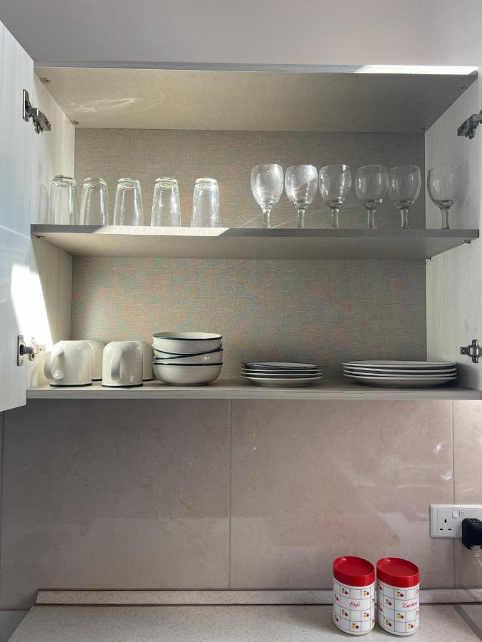 Room With Private Bathroom 斯利马 外观 照片